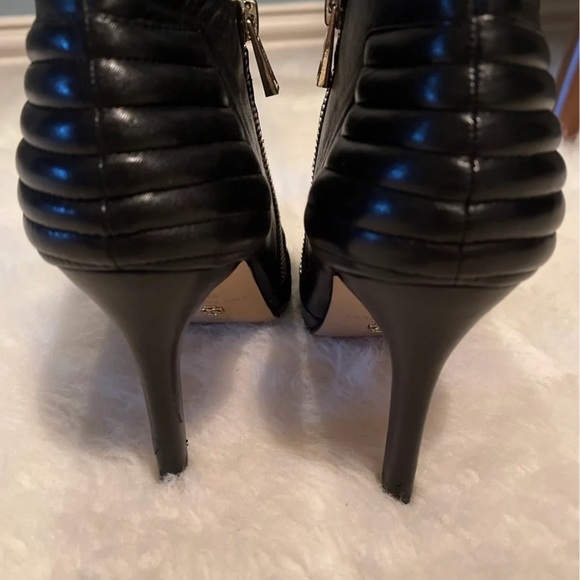 *SOLD* GORGEOUS! Black Leather Booties 8 1/2 - Picture 8 of 11
